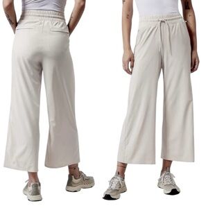 Athleta Avenue Wide Leg Crop Pant size 14 657598